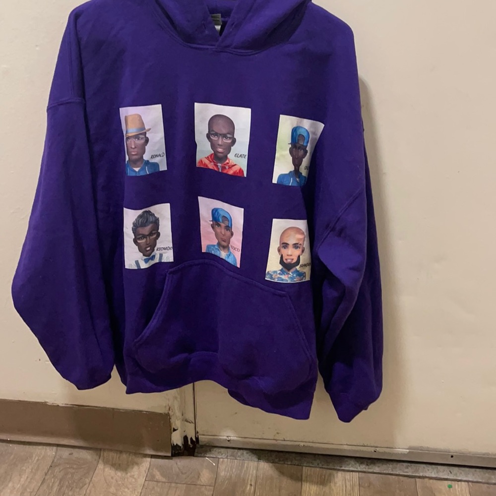 Custom made shirt we do pre orders for your own  friends character sweat shirts